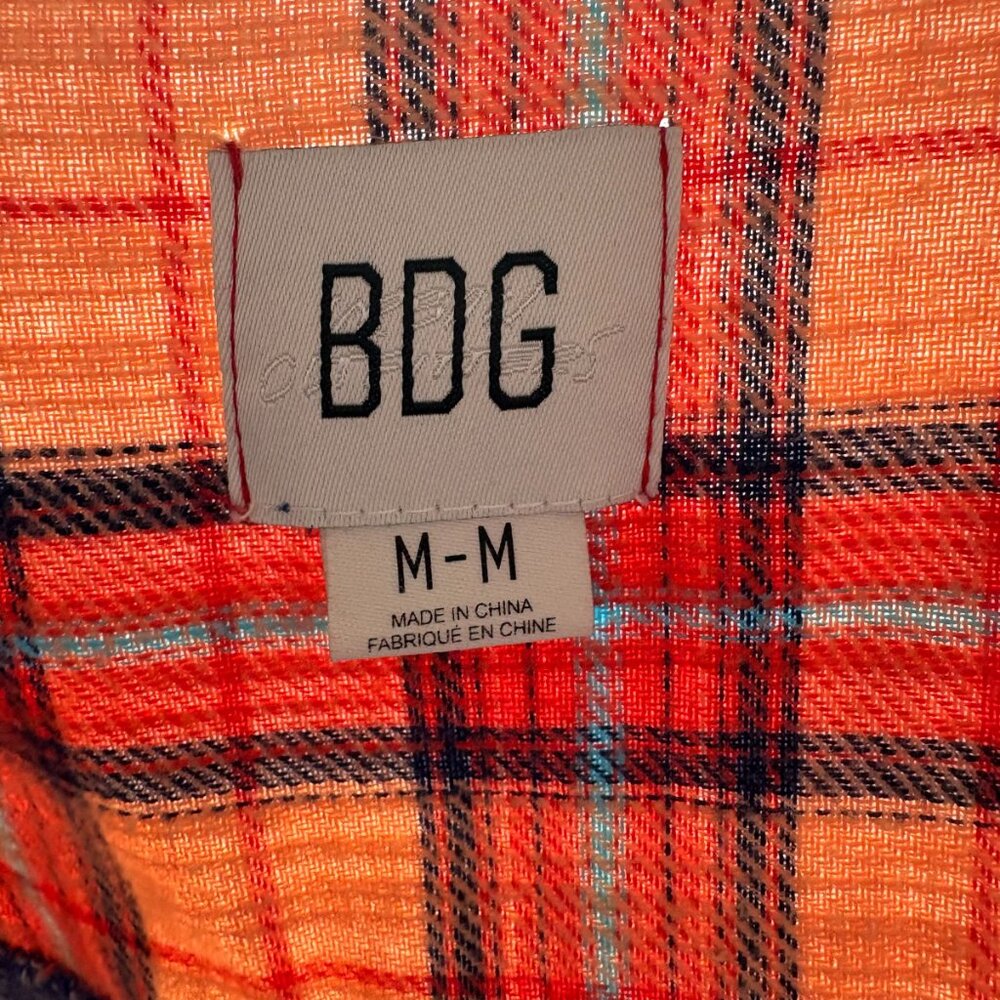 Uo Bdg Patchwork Flannel Size Medium - image 4